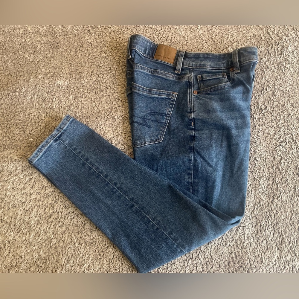 American Eagle Women’s Stretch Jeans Size 2 Short Medium Wash